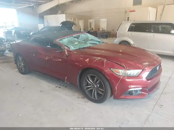 1FATP8UH6G5292117 — 2016 Ford Mustang, Опрокидывание (Rollover), фото до ремонта