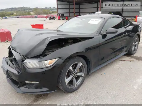 1FA6P8TH0G5211692 — 2016 Ford Mustang, фото 3 с аукциона IAAI, Передняя часть