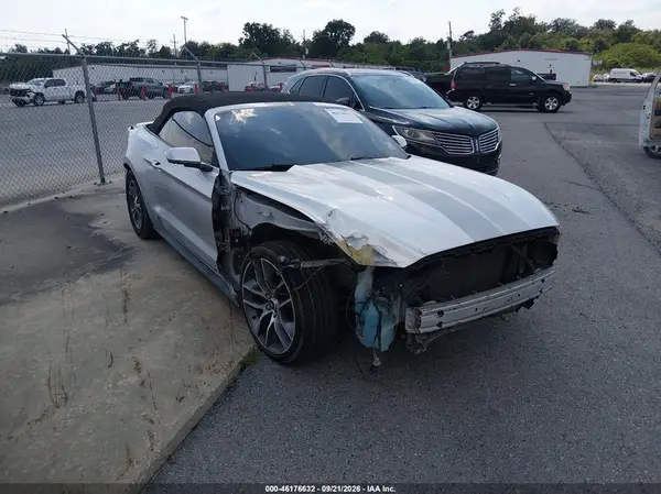 1FATP8UHXH5328702 — 2017 Ford Mustang, Передняя часть (Front End), фото до ремонта