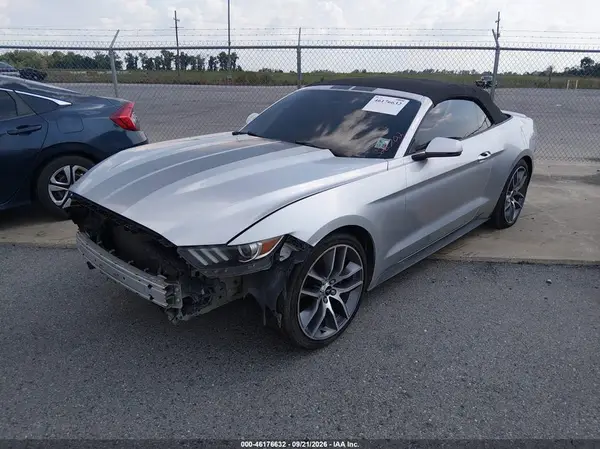 1FATP8UHXH5328702 — 2017 Ford Mustang, фото 2 с аукциона IAAI 06.10.2026, Передняя часть