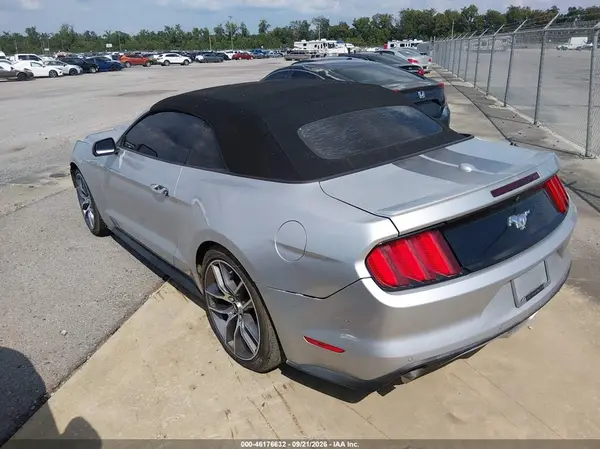 1FATP8UHXH5328702 — 2017 Ford Mustang, фото 3 с аукциона IAAI 06.10.2026, Передняя часть