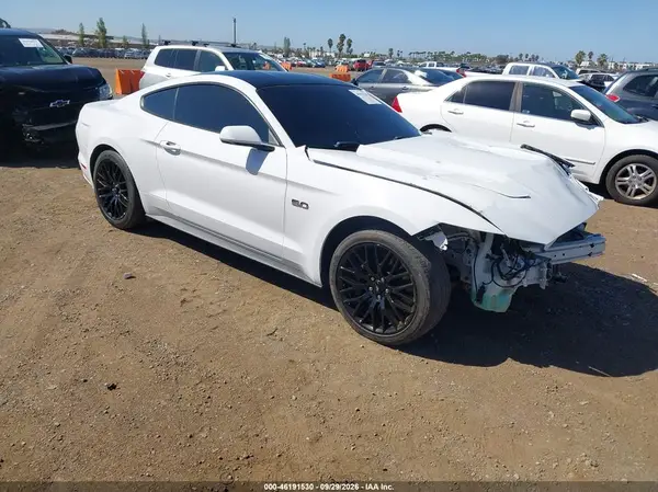 1FA6P8CFXH5241010 — 2017 Ford Mustang, Передняя часть (Front End), фото до ремонта