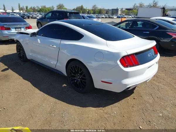 1FA6P8CFXH5241010 — 2017 Ford Mustang, фото 3 с аукциона IAAI, Передняя часть