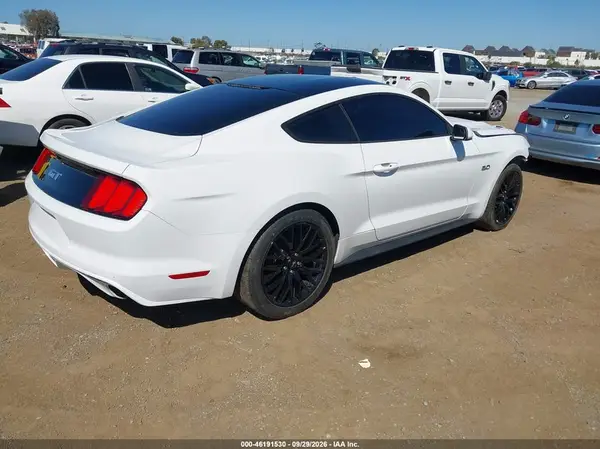 1FA6P8CFXH5241010 — 2017 Ford Mustang, фото 4 с аукциона IAAI, Передняя часть