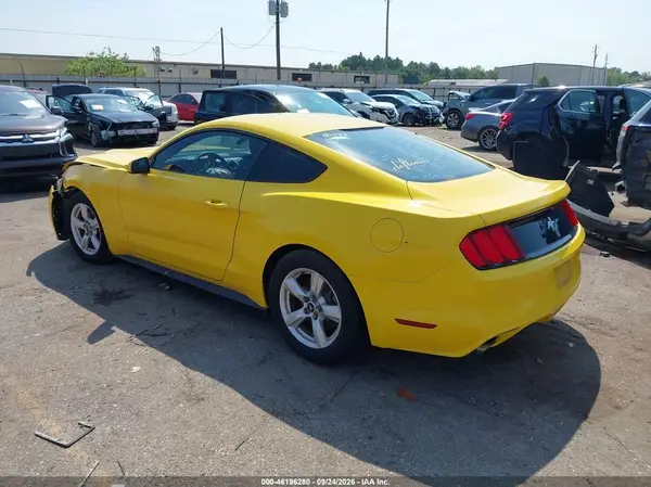 1FA6P8AM2H5239222 — 2017 Ford Mustang, фото 3 с аукциона IAAI, Передняя часть