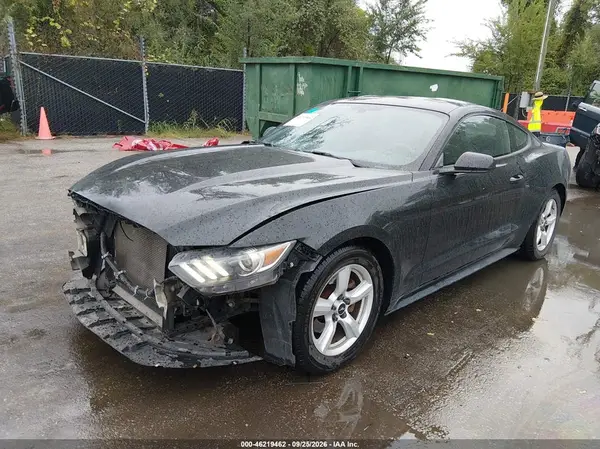 1FA6P8AM9H5302543 — 2017 Ford Mustang, фото 2 с аукциона IAAI, Передняя часть