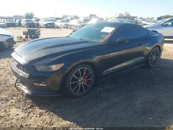 1FA6P8TH5H5271484 — 2017 Ford Mustang, фото 2 с аукциона IAAI, Передняя часть слева