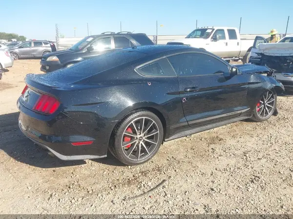 1FA6P8TH5H5271484 — 2017 Ford Mustang, фото 4 с аукциона IAAI, Передняя часть слева