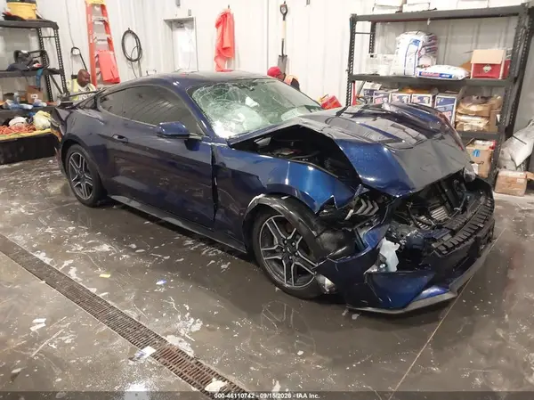 1FA6P8TH2J5176869 — 2018 Ford Mustang, Передняя часть (Front End), фото до ремонта