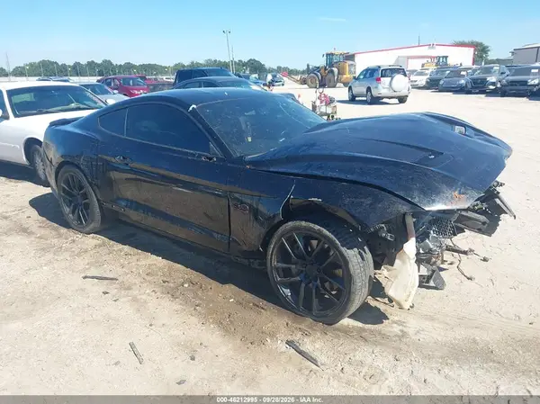 1FA6P8CF7J5153571 — 2018 Ford Mustang, Передняя часть (Front End), фото до ремонта