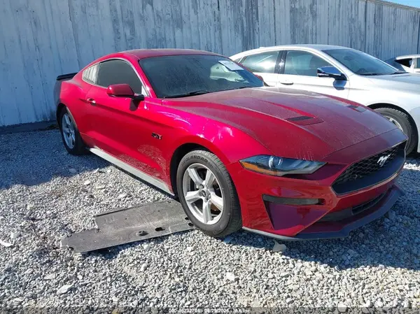 1FA6P8TH5J5116410 — 2018 Ford Mustang, REPOSSESSION, фото до ремонта