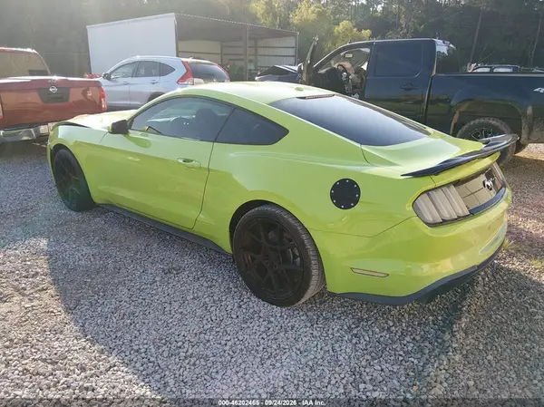 1FA6P8TH4L5100377 — 2020 Ford Mustang, фото 3 с аукциона IAAI, Передняя часть