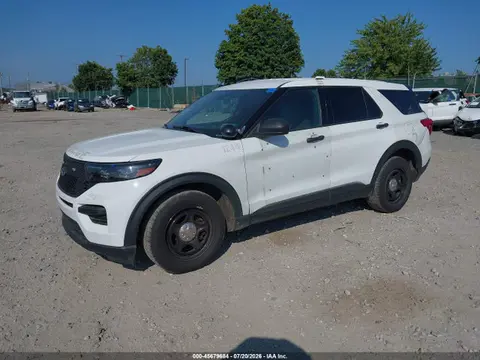 2020 Ford Police Interceptor Utility VIN 1FM5K8AW0LGC14026 фото 2