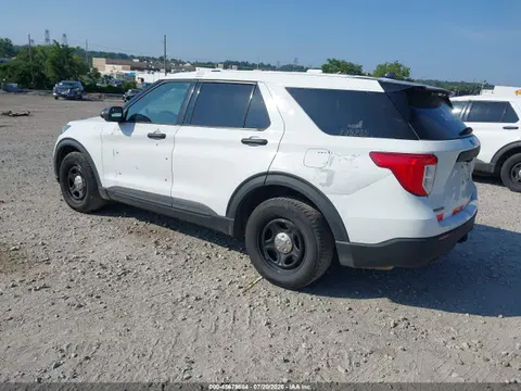 2020 Ford Police Interceptor Utility VIN 1FM5K8AW0LGC14026 фото 3