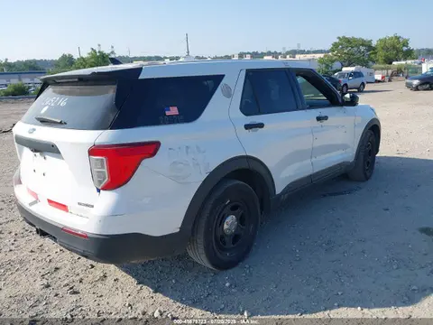 2020 Ford Police Interceptor Utility VIN 1FM5K8AW7LGC14007 фото 4