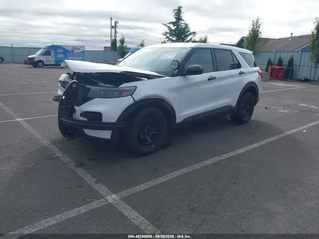 1FM5K8AB2LGB23854 — 2020 Ford Police Interceptor Utility, фото 2 с аукциона IAAI 13.10.2026, Передняя часть