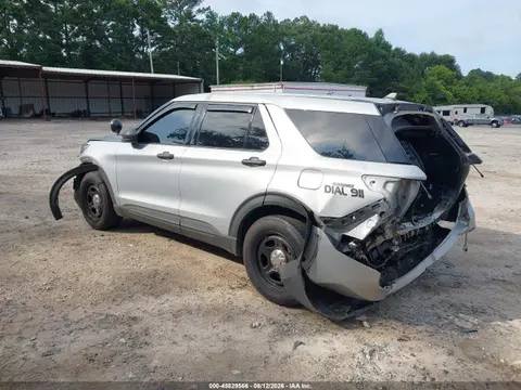 2021 Ford Police Interceptor Utility VIN 1FM5K8AB5MGB21548 фото 3