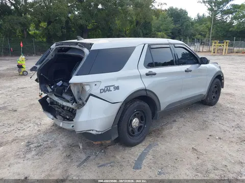 2021 Ford Police Interceptor Utility VIN 1FM5K8AB5MGB21548 фото 4