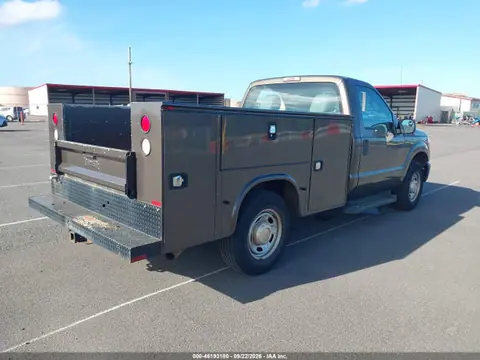 2016 Ford Super Duty F-250 Srw Xl VIN 1FDBF2A67GED02402 фото 4