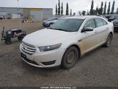 2018 Ford Taurus Limited VIN 1FAHP2J83JG124390 фото 2