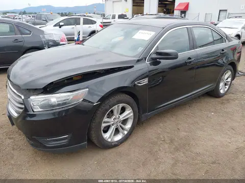 2015 Ford TAURUS SEL VIN 1FAHP2H82FG113748 фото 2