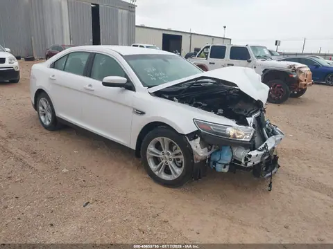 1FAHP2E87FG145731 — 2015 Ford Taurus SEL, Передняя часть (Front End), фото до ремонта