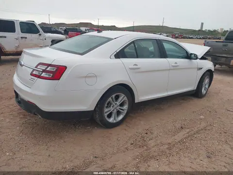 2015 Ford TAURUS SEL VIN 1FAHP2E87FG145731 фото 4