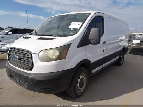 2016 Ford Transit-150 VIN 1FTYE1ZM3GKA94714 фото 2