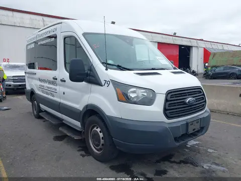 1FTYE1CM8JKA86673 — 2018 Ford Transit-150, Задняя часть (Rear), фото до ремонта
