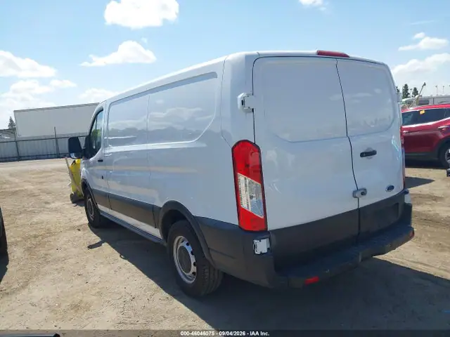 1FTYE1YM6KKB19390 — 2019 Ford Transit-150, фото 3 с аукциона IAAI 29.09.2026, Передняя часть