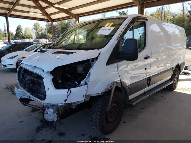 1FTNR1ZM4FKB03118 — 2015 Ford Transit-250, фото 2 с аукциона IAAI 30.09.2026, Передняя и задняя части
