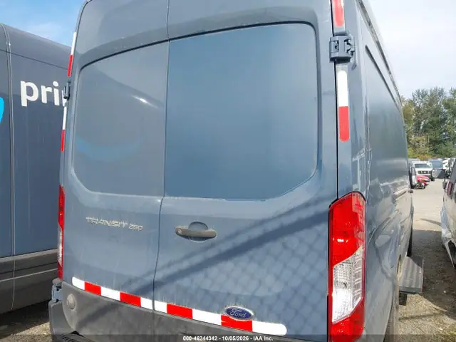 1FTYR3XM7KKB74061 — 2019 Ford Transit-250, фото 4 с аукциона IAAI 14.10.2026, Передняя часть справа