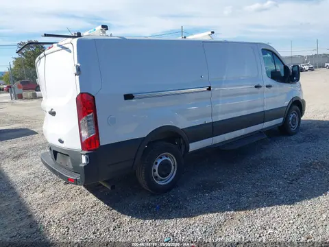 2025 Ford Transit-250 VIN 1FTBR1Y87SKA68379 фото 4