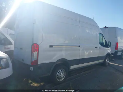 2025 Ford Transit T-250 VIN 1FTBR2X82SKA81354 фото 4