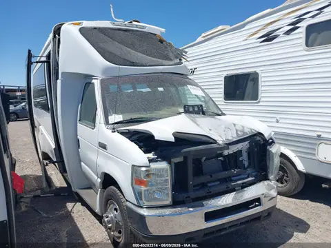 2017 Ford Trlr E-450 Cutaway VIN 1FDXE4FS5HDC23571 фото 1