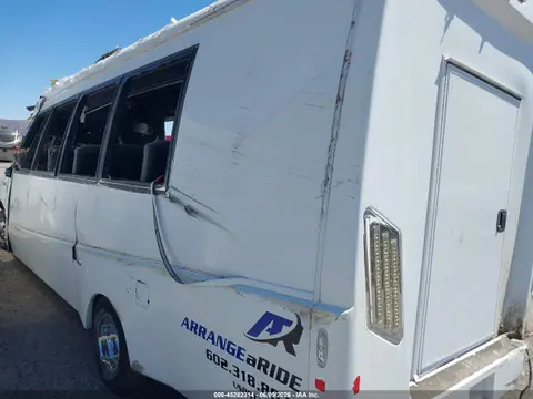 2017 Ford Trlr E-450 Cutaway VIN 1FDXE4FS5HDC23571 фото 3