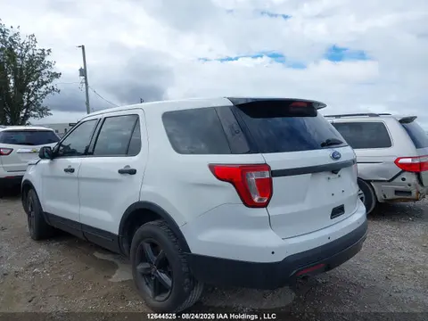 2017 Ford Utility Police Interceptor VIN 1FM5K8AR1HGA64008 фото 3