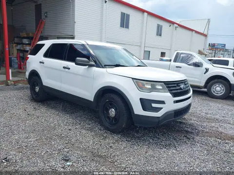 1FM5K8AR9HGD26065 — 2017 Ford Utility Police Interceptor, Левый бок (Left Side), фото до ремонта