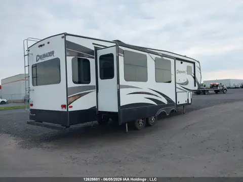 2019 Forest River Crusader VIN 5ZT3CSZB3KG124213 фото 4