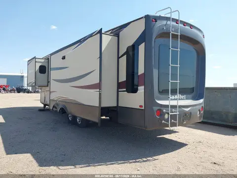 2016 Forest River Sanibel 5th Wheel 40' VIN 5ZT3SN1B1GG701831 фото 3