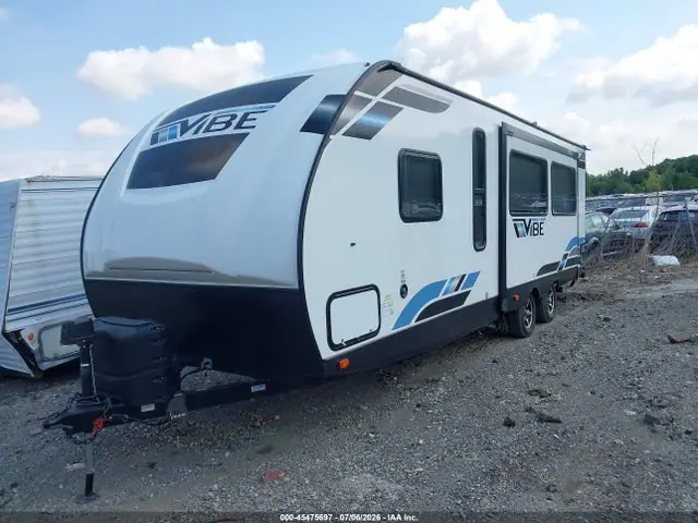 4X4TVBA26N4121376 — 2022 Forest River VIBE, фото 2 с аукциона IAAI 29.09.2026, Крыша