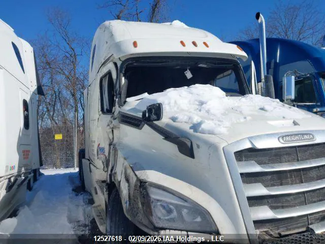 2018 Freightliner Cascadia 126 VIN 3AKJHHDR3JSJS4152 фото 1