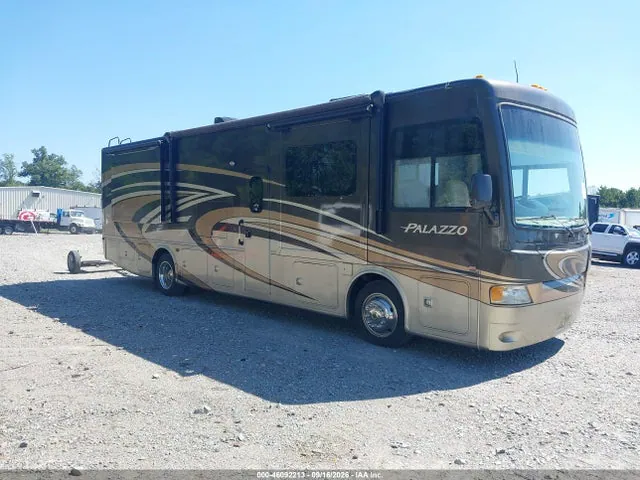 2015 Freightliner Chassis Xc VIN 4UZACJDT6FCGN8711 фото 1