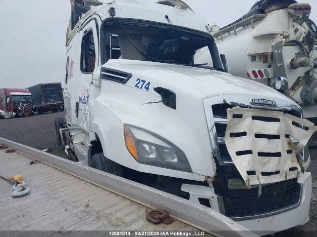 2020 Freightliner New Cascadia 126 VIN 3AKJHHDR6LSKX0418 фото 1