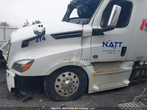 2020 Freightliner New Cascadia 126 VIN 3AKJHHDR6LSKX0418 фото 2
