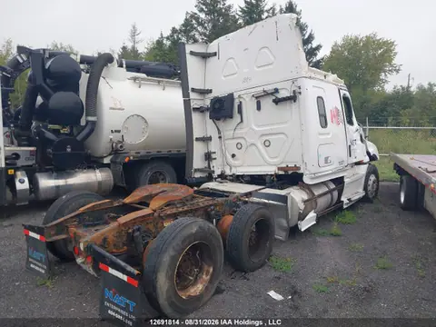 2020 Freightliner New Cascadia 126 VIN 3AKJHHDR6LSKX0418 фото 4