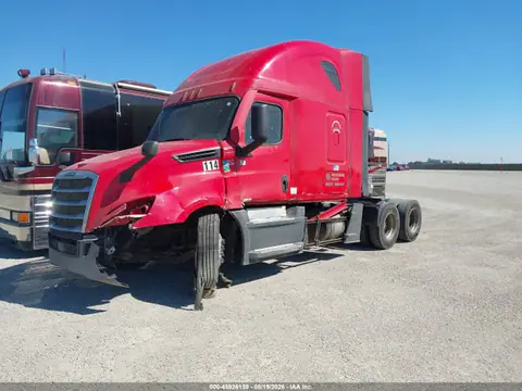 2020 Freightliner New Cascadia 126 VIN 1FUJHHDR9LLLN2171 фото 2