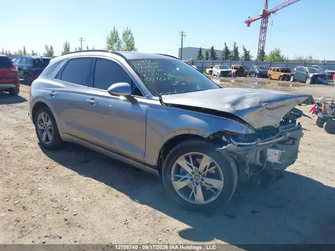 KMUMADTBXNU077152 — 2022 Genesis GV70 2.5T Prestige AWD, Передняя часть (Front), фото до ремонта