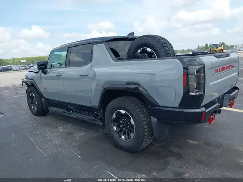 2025 GMC Hummer Ev Pickup E4wd 2x VIN 1GT10BDD8SU100582 фото 3