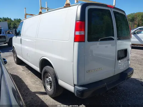 2019 GMC Savana 2500 Work Van VIN 1GTW7AFG2K1311796 фото 3